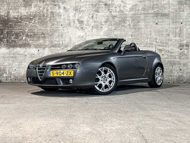 Alfa romeo spider 2.2 jts exclusive 185pk 2008, s-904-zx youngtimer - afbeelding 12 van  46
