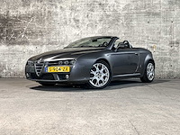 Alfa romeo spider 2.2 jts exclusive 185pk 2008, s-904-zx youngtimer - afbeelding 12 van  46