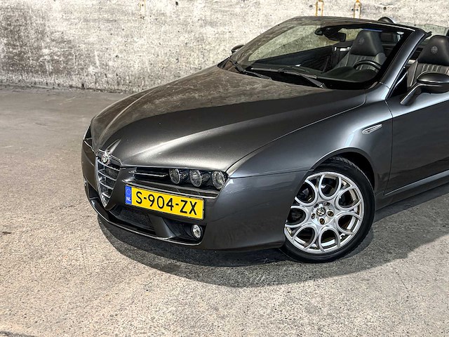Alfa romeo spider 2.2 jts exclusive 185pk 2008, s-904-zx youngtimer - afbeelding 34 van  46