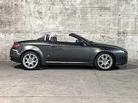 Alfa romeo spider 2.2 jts exclusive 185pk 2008, s-904-zx youngtimer - afbeelding 2 van  47