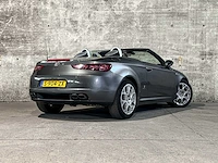Alfa romeo spider 2.2 jts exclusive 185pk 2008, s-904-zx youngtimer - afbeelding 3 van  47