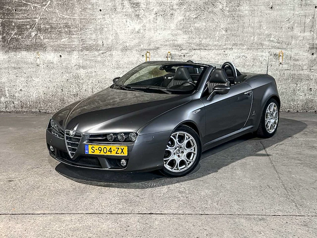 Alfa romeo spider 2.2 jts exclusive 185pk 2008, s-904-zx youngtimer - afbeelding 23 van  47