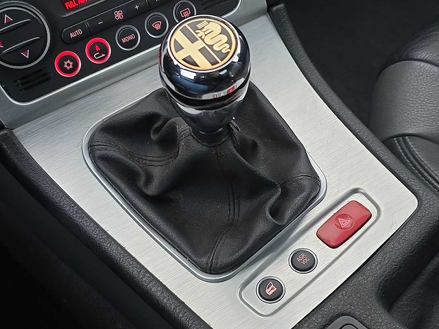 Alfa romeo spider 2.2 jts exclusive | ts-648-s - afbeelding 10 van  38