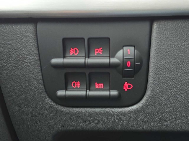 Alfa romeo spider 2.2 jts exclusive | ts-648-s - afbeelding 21 van  38