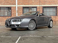 Alfa romeo spider 2.4 jtdm 200pk 2007 - afbeelding 1 van  36