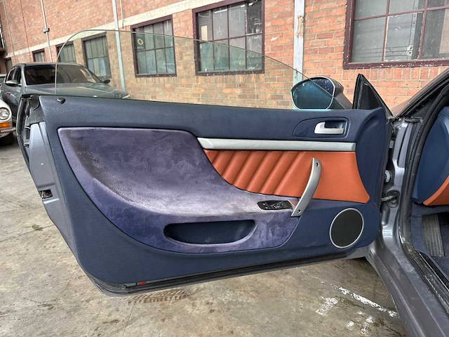 Alfa romeo spider 2.4 jtdm 200pk 2007 - afbeelding 29 van  36