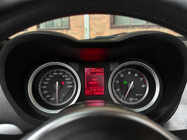 Alfa romeo spider tbi 1.8 200pk 2010 - afbeelding 25 van  38