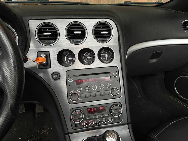 Alfa romeo spider tbi 1.8 200pk 2010 - afbeelding 27 van  38