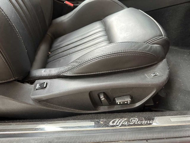 Alfa romeo spider tbi 1.8 200pk 2010 - afbeelding 28 van  38