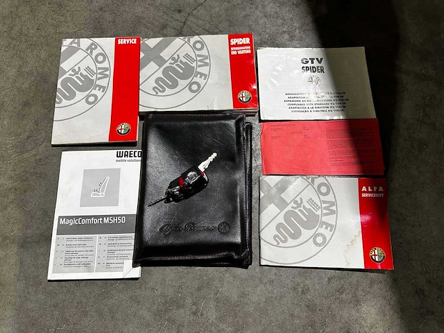 Alfa romeo spider v6 12v 192pk 1997 - afbeelding 21 van  25