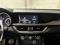 Alfa romeo stelvio 2.0 t awd b-tech 200pk 2020 (origineel-nl), h-177-fb - afbeelding 16 van  45