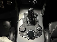 Alfa romeo stelvio 2.0 t awd b-tech 200pk 2020 (origineel-nl), h-177-fb - afbeelding 18 van  45