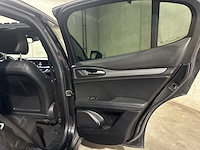 Alfa romeo stelvio 2.0 t awd b-tech 200pk 2020 (origineel-nl), h-177-fb - afbeelding 30 van  45
