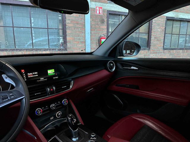 Alfa romeo stelvio 2.0 t awd super 200pk 2018 (origineel-nl), rt-553-h - afbeelding 12 van  38