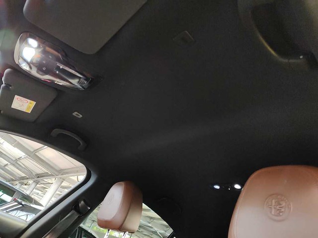 Alfa romeo stelvio 2.0 t awd super automaat; rn-995-g - afbeelding 11 van  22