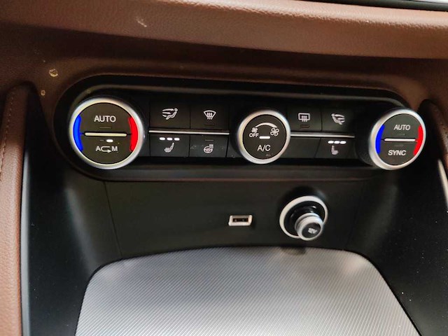 Alfa romeo stelvio 2.0 t awd super automaat; rn-995-g - afbeelding 10 van  21