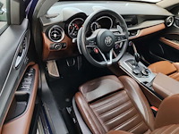 Alfa romeo stelvio 2.0 t awd super automaat; rn-995-g - afbeelding 19 van  21