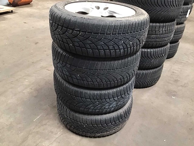 Alfa romeo velgen met banden (4x) - afbeelding 2 van  3