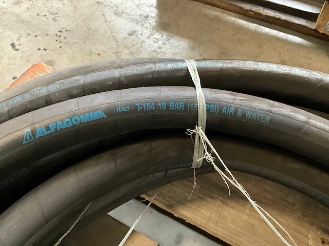 Alfagomma water & lucht rubber slangen - afbeelding 1 van  1