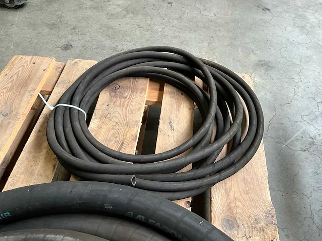 Alfagomma water & lucht rubber slangen - afbeelding 2 van  2