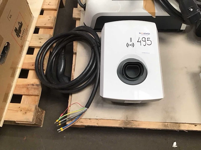 Alfen ace0382700 laadstation - afbeelding 1 van  2