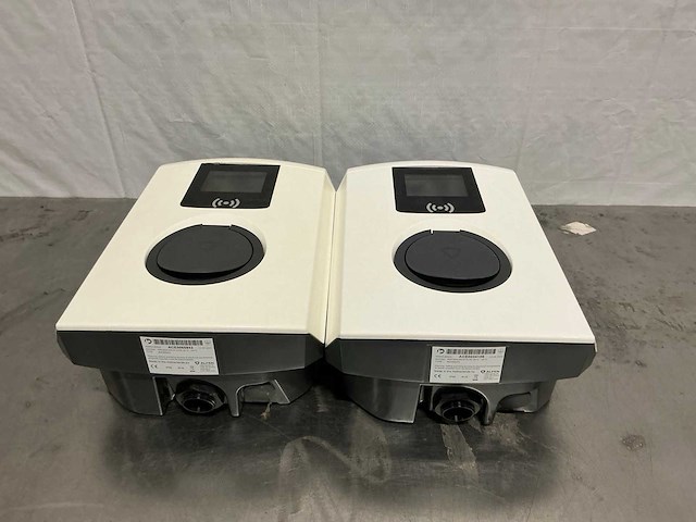 Alfen eve ng910-60023 laadpaal (2x) - afbeelding 1 van  8
