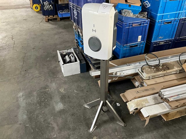 Alfen laadpaal - afbeelding 1 van  1