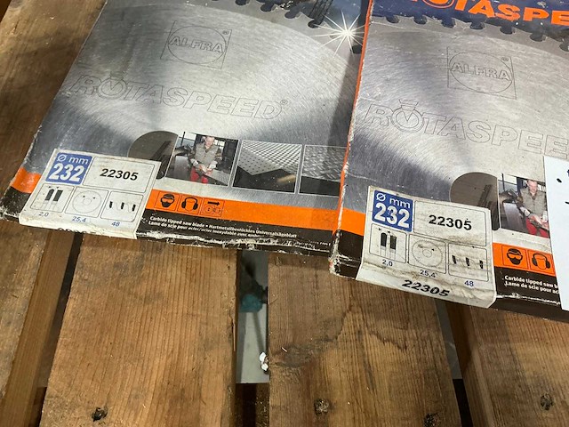 Alfra rotaspeed 230/9” metaal afkortcirkelzaagmachine - afbeelding 9 van  10