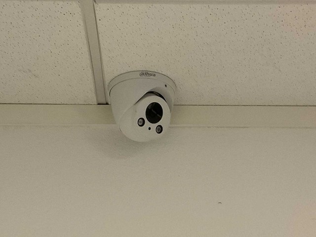 Alhua beveiligingscamera met recorder (6x) - afbeelding 1 van  3