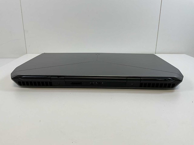 Alienware 17 r2 18”, core(tm) i7-4980hq, 116 gb ram, 1x 1 tb hdd - 1x 512 gb ssd, nvidia geforce gtx 980m 4gb laptop - afbeelding 4 van  5