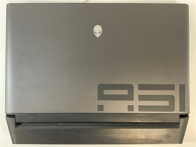 Alienware area-51m 18”, core(tm) i9 9th gen, 32 gb ram, 1 tb nvme, nvidia geforce rtx 2080 8 gb laptop - afbeelding 5 van  7