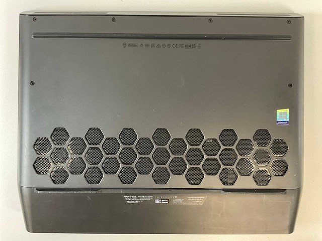Alienware area-51m 18”, core(tm) i9 9th gen, 32 gb ram, 1 tb nvme, nvidia geforce rtx 2080 8 gb laptop - afbeelding 6 van  7