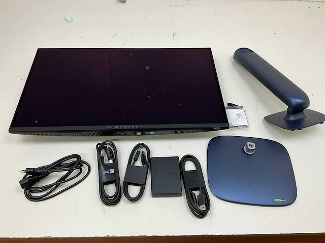 Alienware aw2725qb monitor - afbeelding 2 van  5