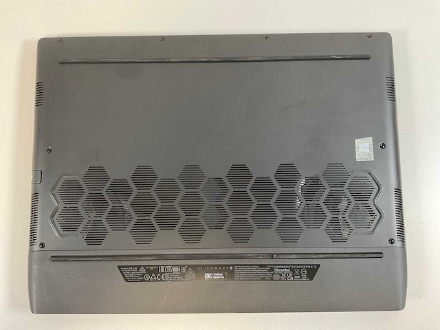 Alienware m15 r6 15.5”, core(tm) i7 11th gen, 32 gb ram, 2x 1 tb nvme, nvidia geforce rtx 3080 mobile 8gb laptop - afbeelding 7 van  8
