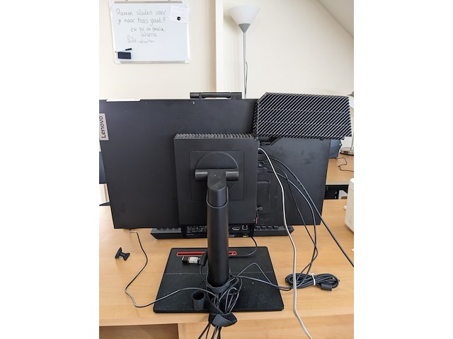 All-in-one computer, lenovo, thinkcentre tio24gen4, 2021 - afbeelding 4 van  6