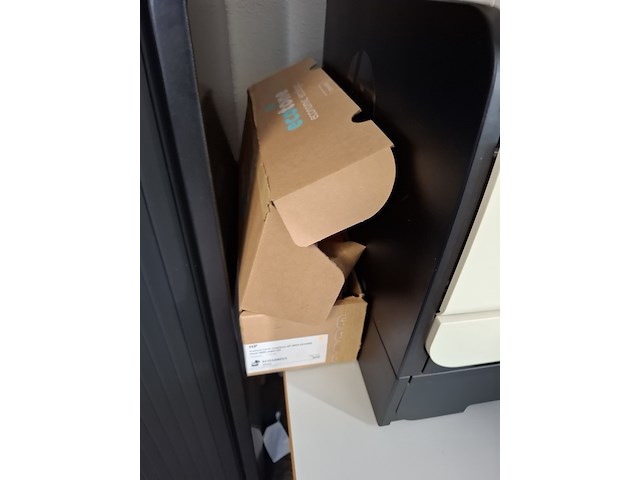 All-in-one hp, laserjet pro 300 color - afbeelding 9 van  9