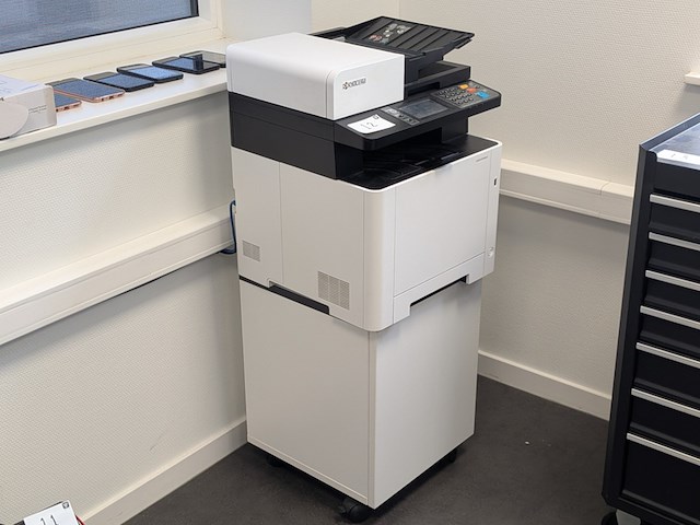 All-in-one printer kyocera, ecosys m5526cdn - afbeelding 1 van  9