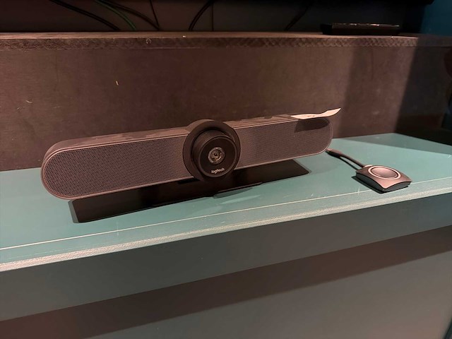 All-in-one vergadercamera met ingebouwde speakers en microfoon - afbeelding 1 van  4