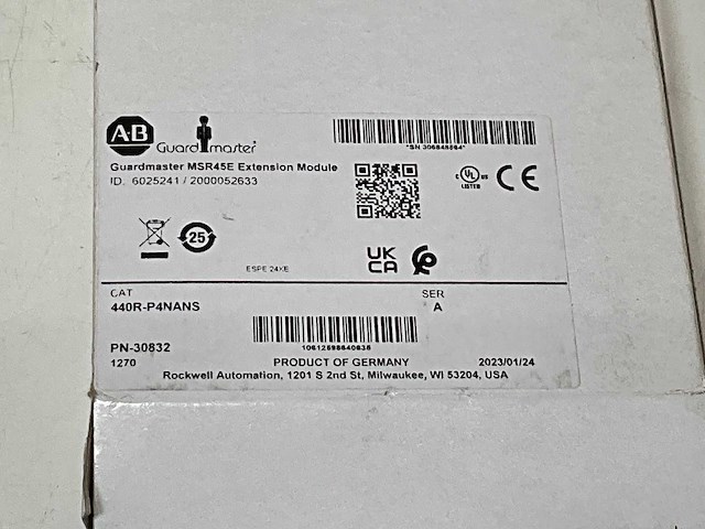 Allen bradley guardmaster msr45e output module, 2 outputs, 24v dc, 2 no - afbeelding 5 van  6