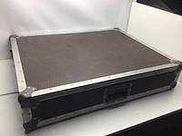 Allen & heath 16 9 2 vintage analoge mengtafel in flightcase - afbeelding 6 van  6