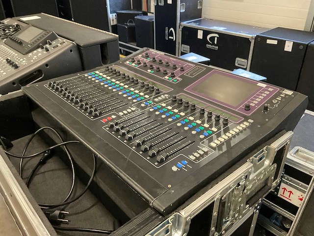 Allen & heath gld 80 digitale mengtafel - afbeelding 2 van  8