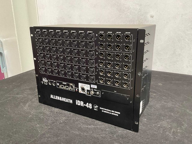 Allen & heath idr-48 mix rack - afbeelding 1 van  2