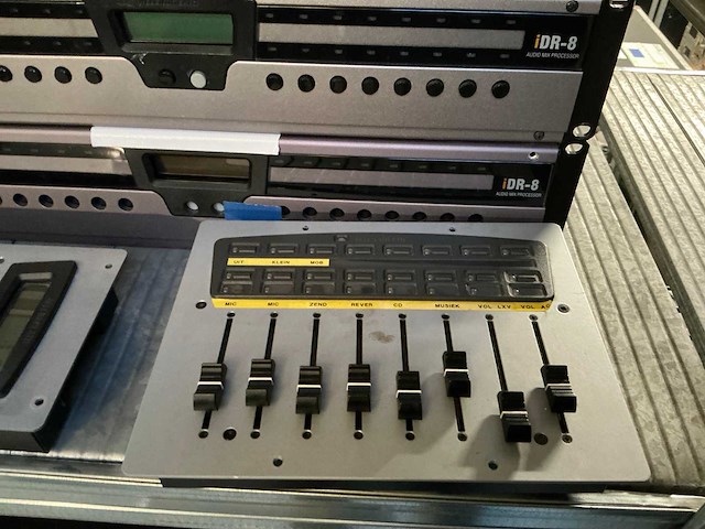 Allen& heath idr desktop controller en fadermodule - afbeelding 3 van  7
