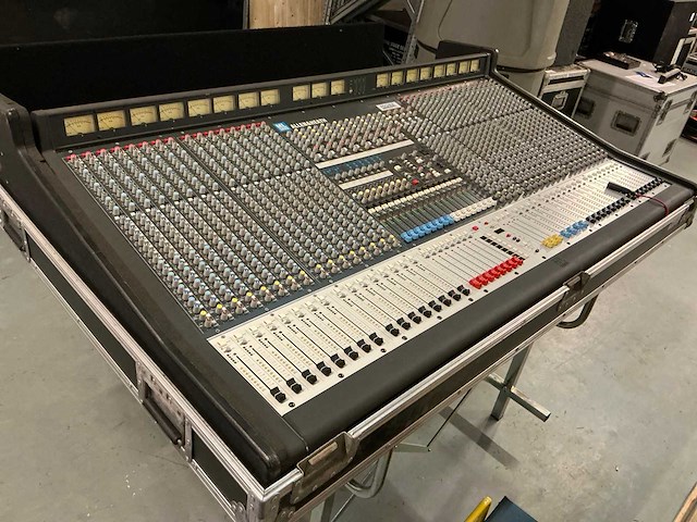 Allen&heath ml5000-32 analoge mengtafel - afbeelding 1 van  19