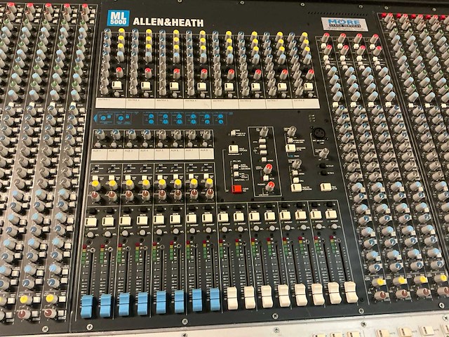 Allen&heath ml5000-32 analoge mengtafel - afbeelding 17 van  19