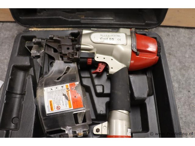 Allesvastnl coil spijkerpistool coil 65 incl. opbergkoffer - afbeelding 2 van  6