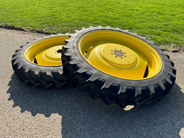 Alliance a-350 row crop cultuurbanden met velg set - afbeelding 2 van  5