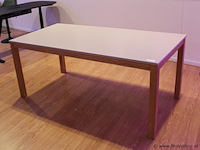 Alliance eettafel / werktafel