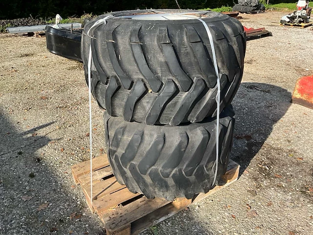 Alliance flotation 600/40-22.5 band met velg - afbeelding 2 van  10