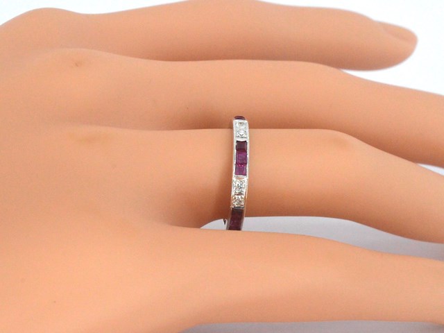 Alliance ring met natuurlijke diamanten en robijnen - afbeelding 2 van  9